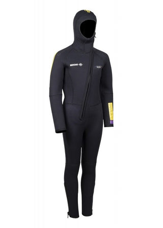 Beuchat 1Dive Junior 7 mm wetsuit.