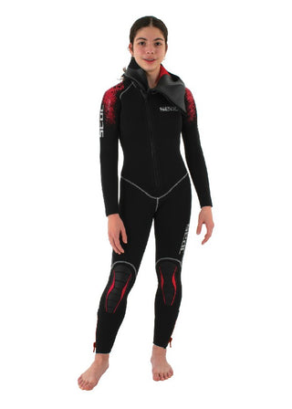 Seac First Junior 5mm wetsuit.